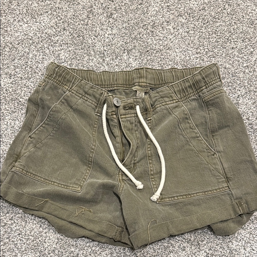 American Eagle Outfitters High Waist Stretch Green Shorts Relaxed Fit